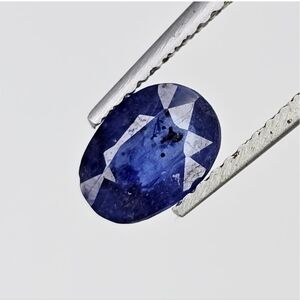 1.07 Ct Natural Blue Sapphire
